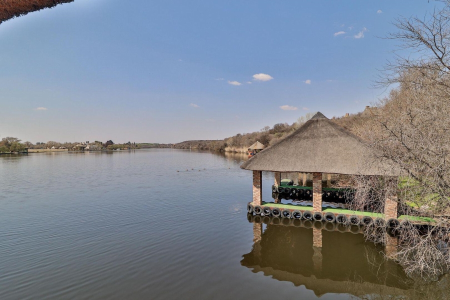 4 Bedroom Property for Sale in Boschenvaal River Front Lodges Free State